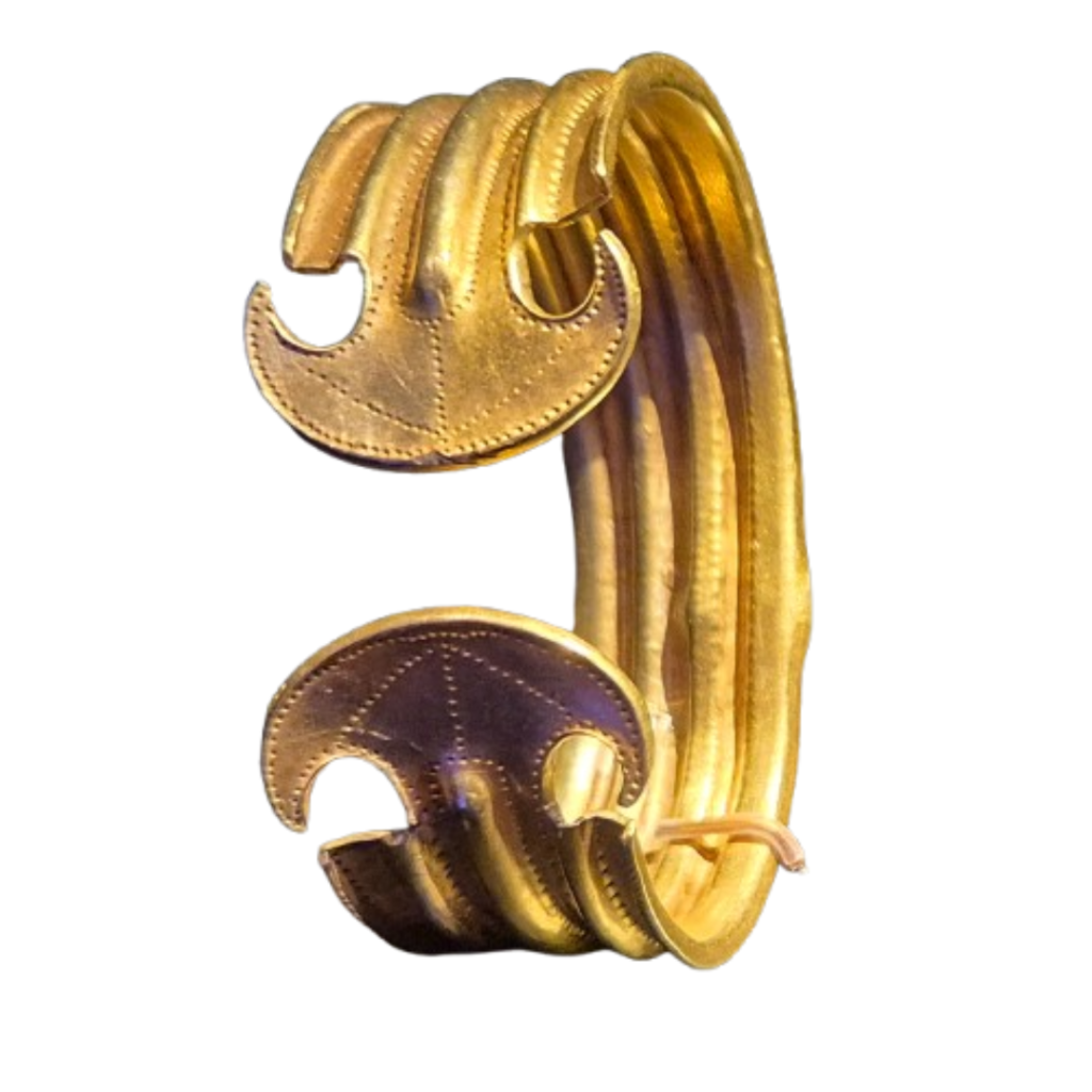 DMA007 DACIA GOLD BRACELET WITH BULLS HEADS HOARD OF BOARTA 1200 800BC