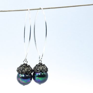 black shell pearl earrings