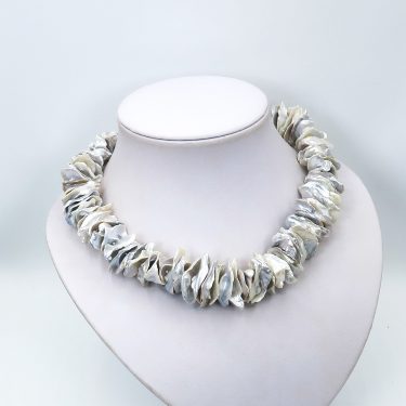 pearl statement necklace