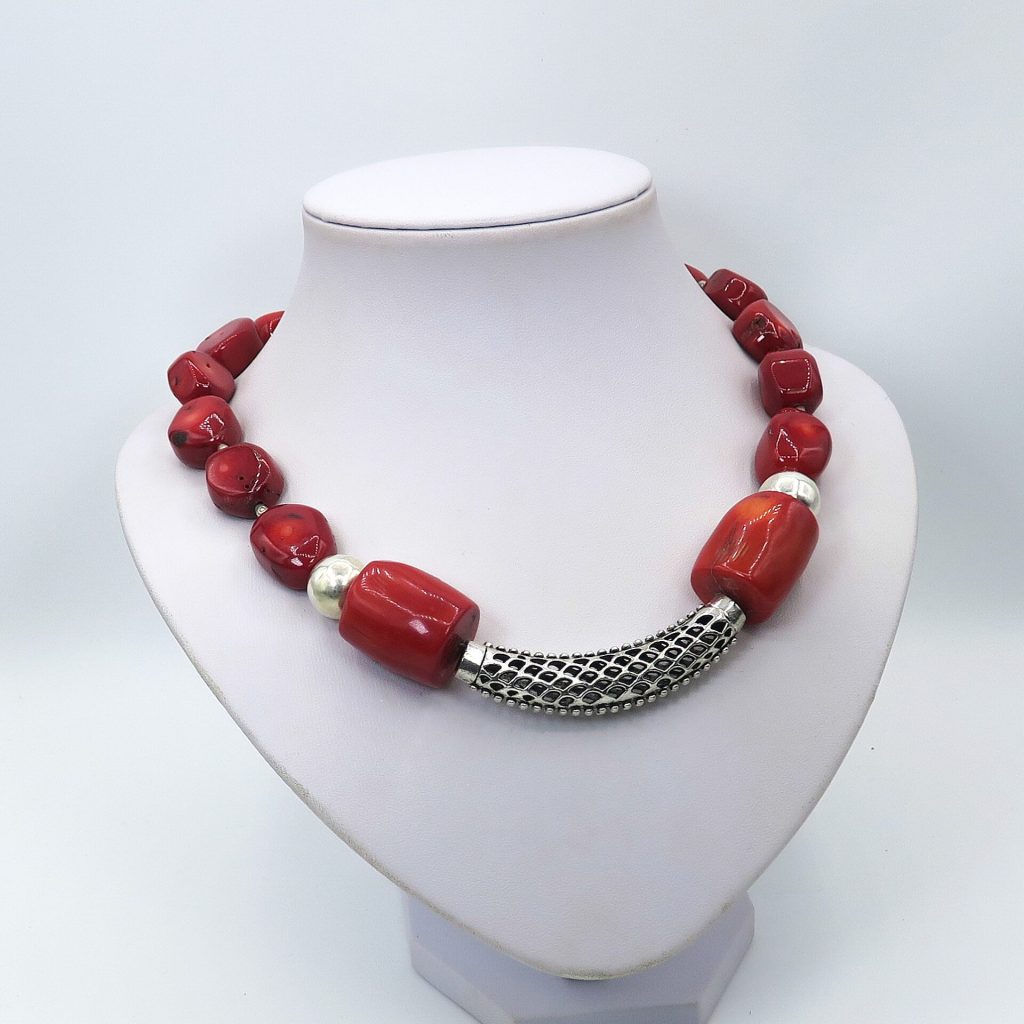 Jewelry Trends 2026: 9 great styles 11 Red coral necklace is an example of the Jewelry Trends 2026