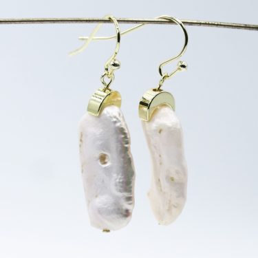 gold Biwa pearl earrings